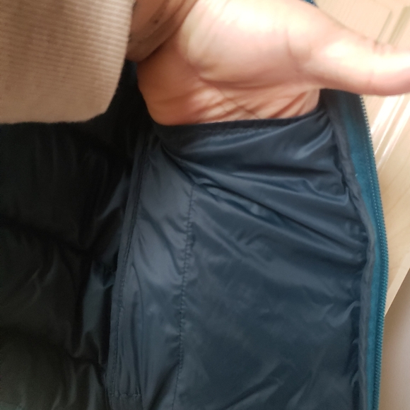 Eddie Bauer Women's Teal Puffer Vest XS 80% Down - Picture 4 of 11